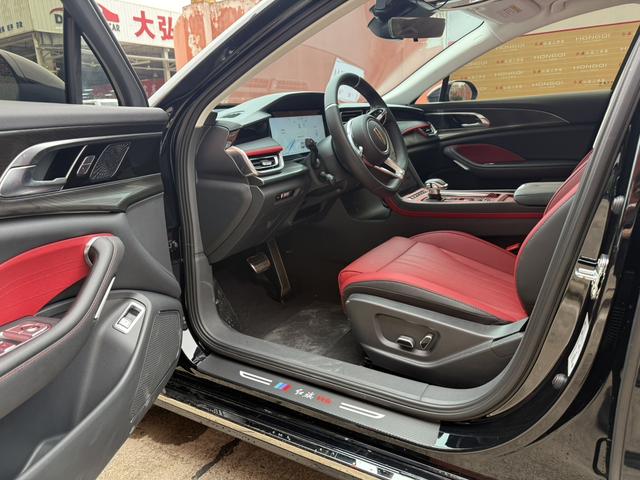 HongQi H6 2025 car image #12