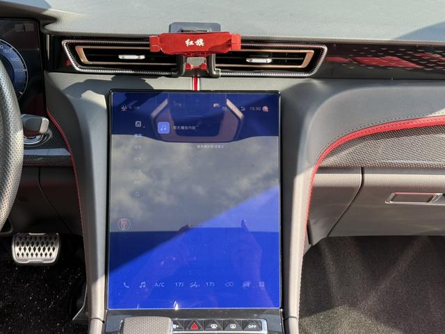 HongQi H6 2023 car image #12