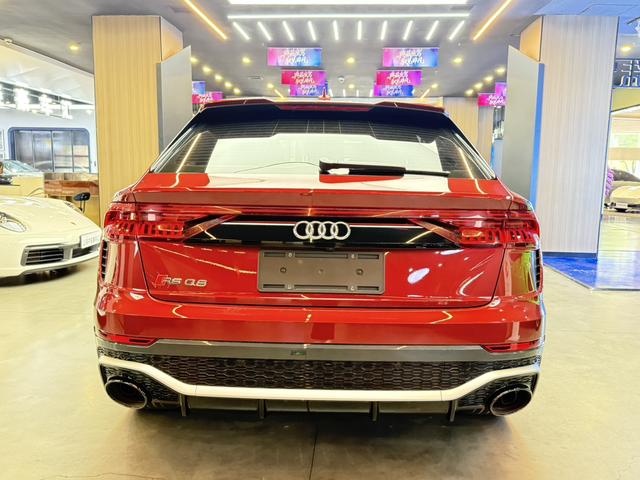 Audi RS Q8 2021 #12 Audi RS Q8 2021 car image #12
