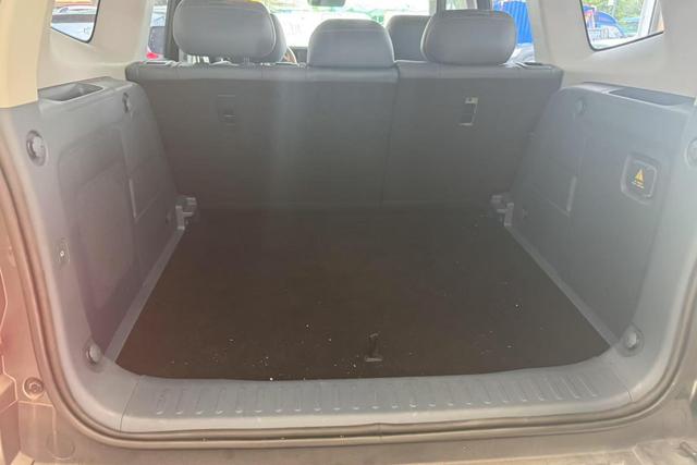 Deepal G318 2024 immagine di auto #12