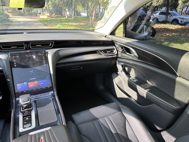 HongQi H6 2023 #12 HongQi H6 2023 car image #12