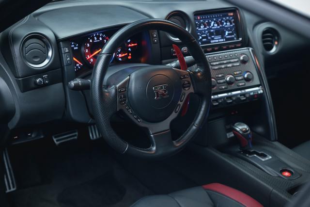 日产 日产GT-R 2012 汽车图片 #12