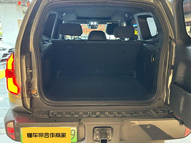 Deepal G318 2024 car image #12