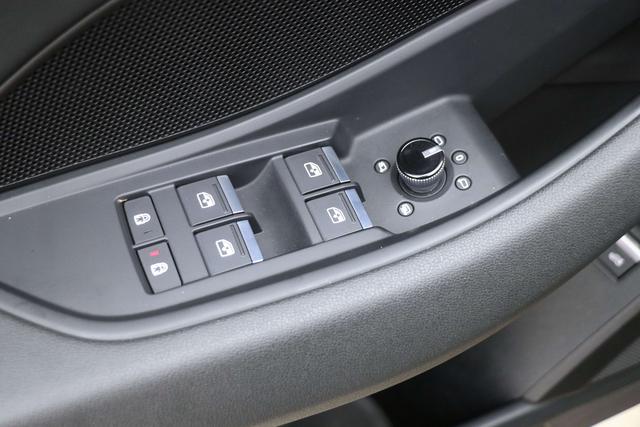 Audi Q6 2023 imagem de carro #12