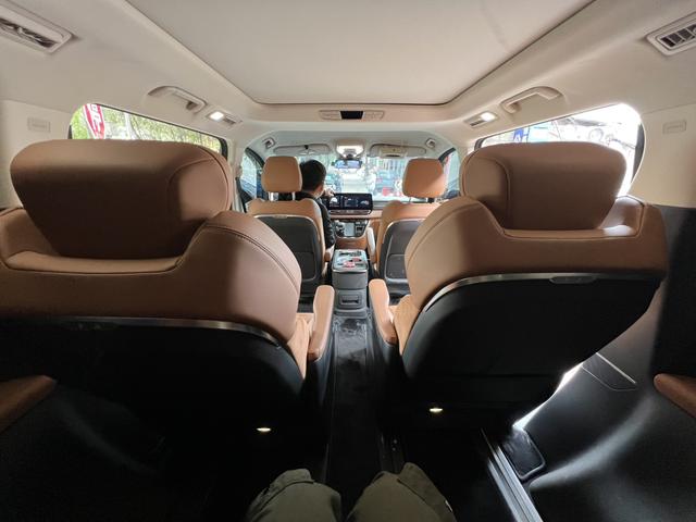 HongQi HQ9 PHEV 2024 #12 HongQi HQ9 PHEV 2024 car image #12