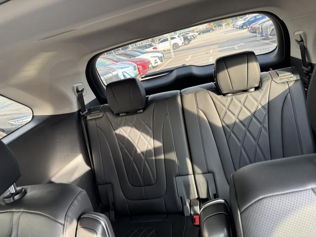 HongQi HS7 PHEV 2024 #12 HongQi HS7 PHEV 2024 car image #12