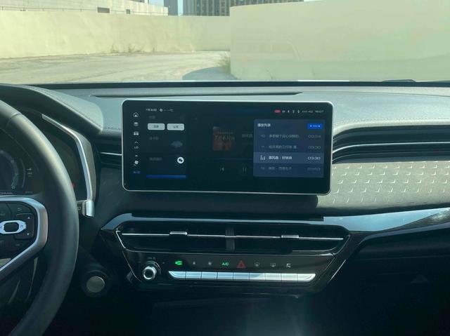 Haval Rabbit 2024 car image #12