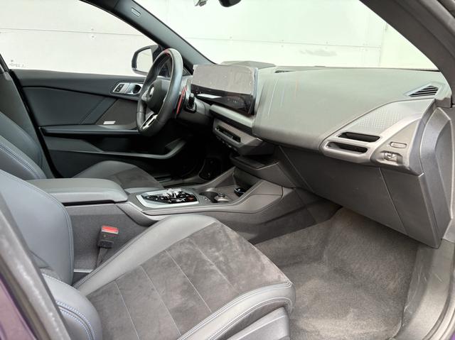 BMW 2 Series 2024 car image #12