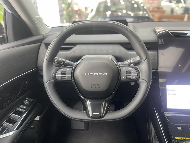 Honda P7 2025 #12 Honda P7 2025 imagen de coche #12