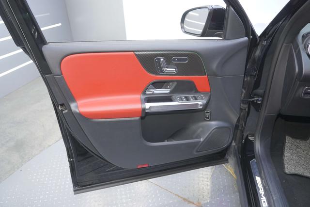 Mercedes-Benz GLB AMG 2022 #12 Mercedes-Benz GLB AMG 2022 car image #12