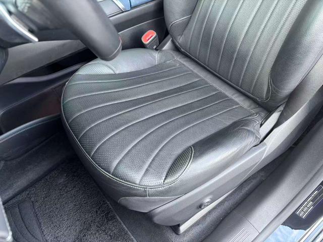 Mercedes-Benz EQS SUV 2023 car image #12