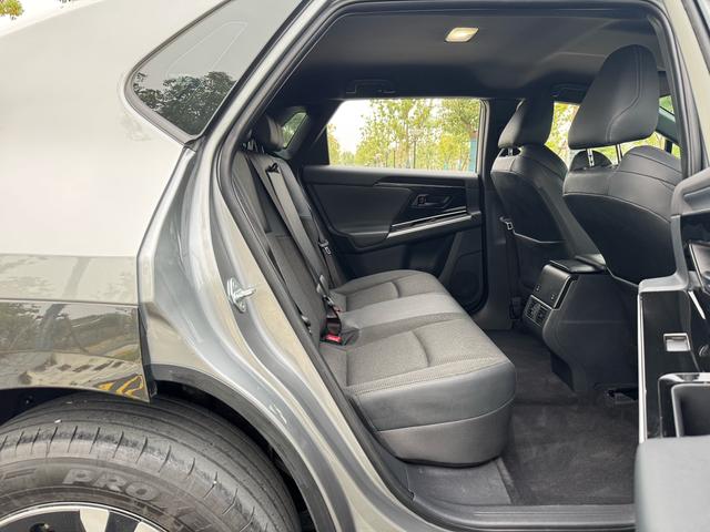 丰田 铂智4X 2024 汽车图片 #12