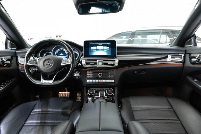 Mercedes-Benz CLS AMG 2017 car image #12
