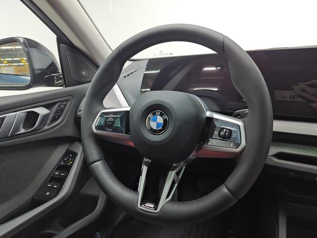 BMW 2 Series 2025 #12 BMW 2 Series 2025 car image #12