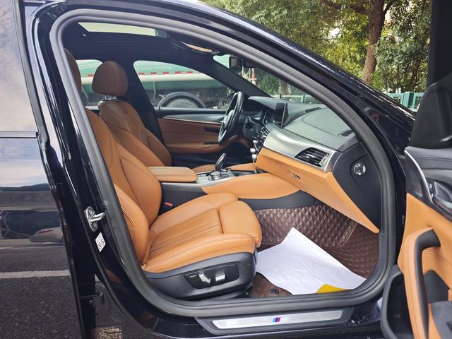 BMW 5 Series (Imported) 2018 car image #12