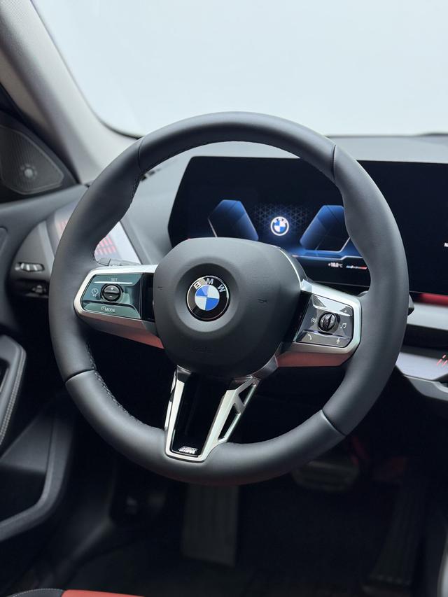 BMW 2 Series 2025 car image #12