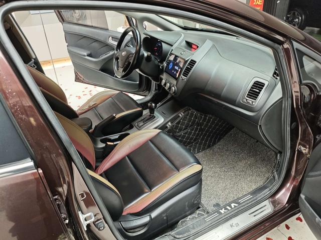 起亚 起亚K3 2015 汽车图片 #12