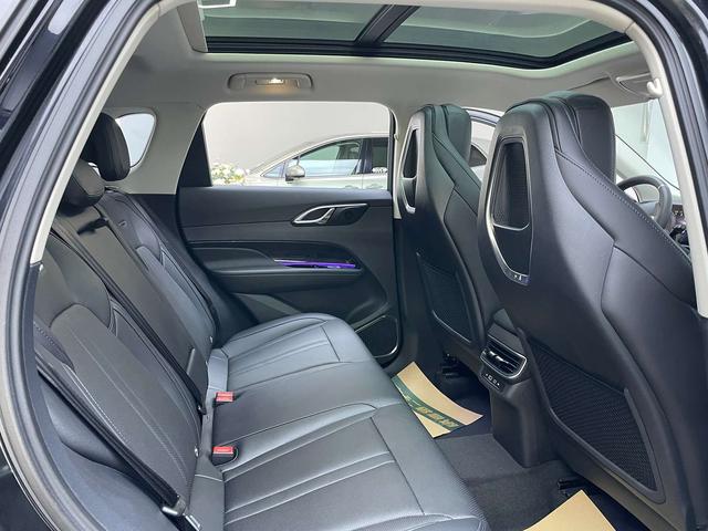 HongQi HS3 2024 car image #12