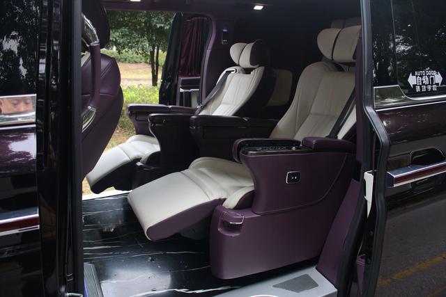 HongQi HQ9 2023 صورة سيارة #12