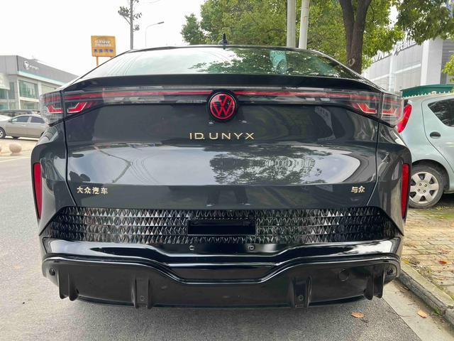 Volkswagen ID.UNYX 06 2024 #12 Volkswagen ID.UNYX 06 2024 imagen de coche #12