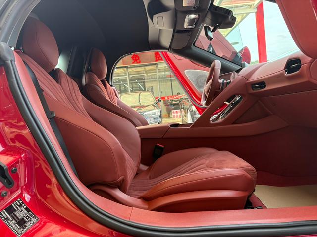 MG Cyberster car image #12