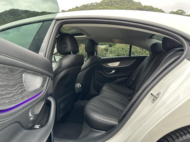 Mercedes-Benz CLS Class 2022 car image #12