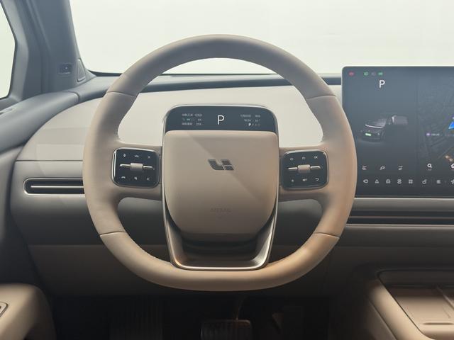 理想汽车 理想i6 2025 汽车图片 #12