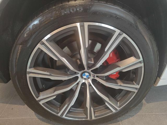 BMW X4 2018 صورة سيارة #12