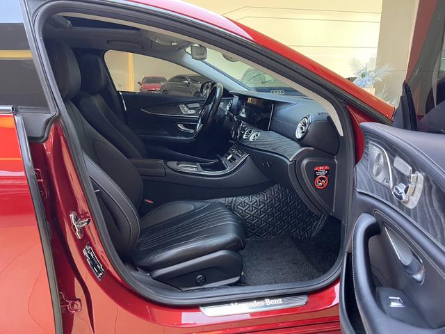 Mercedes-Benz CLS Class 2019 car image #12