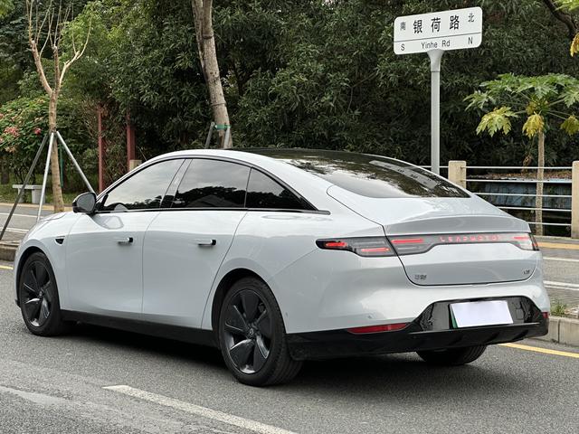 零跑汽车 零跑C01 2023 汽车图片 #12