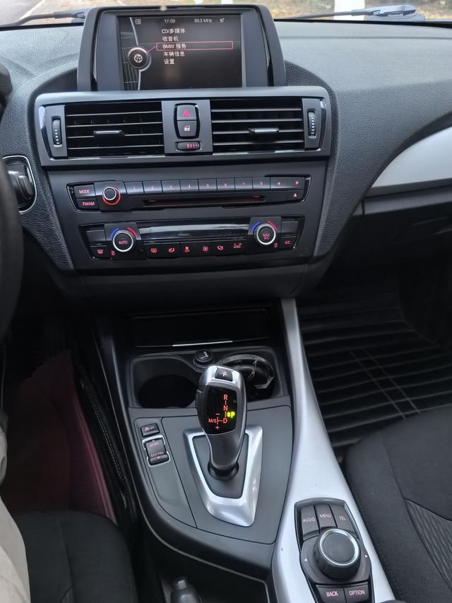 BMW 1 Series (Imported) 2013 #12 BMW 1 Series (Imported) 2013 car image #12