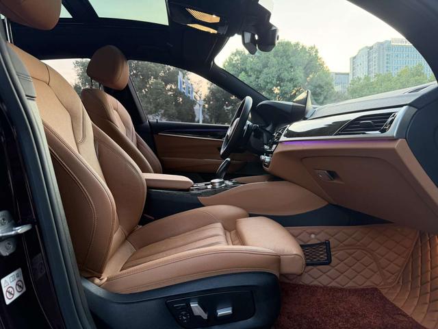 BMW 6 Series GT 2020 car image #12