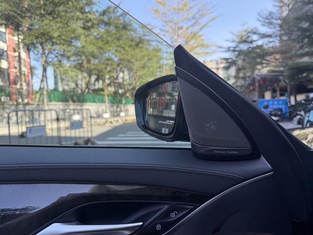 BMW 6 Series GT 2018 #12 BMW 6 Series GT 2018 car image #12