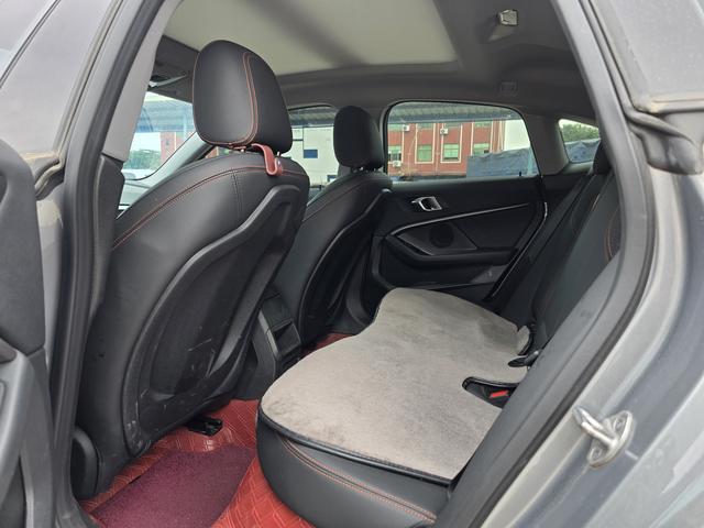 BMW 2 Series (Imported) 2023 #12 BMW 2 Series (Imported) 2023 immagine di auto #12