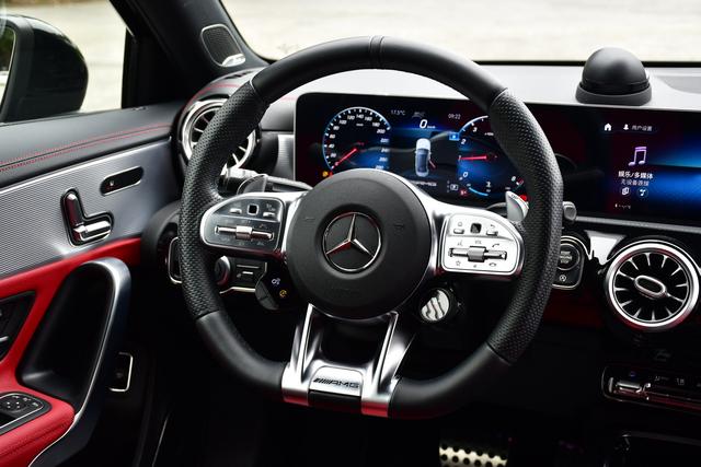 Mercedes-Benz A AMG 2020 image de voiture #12