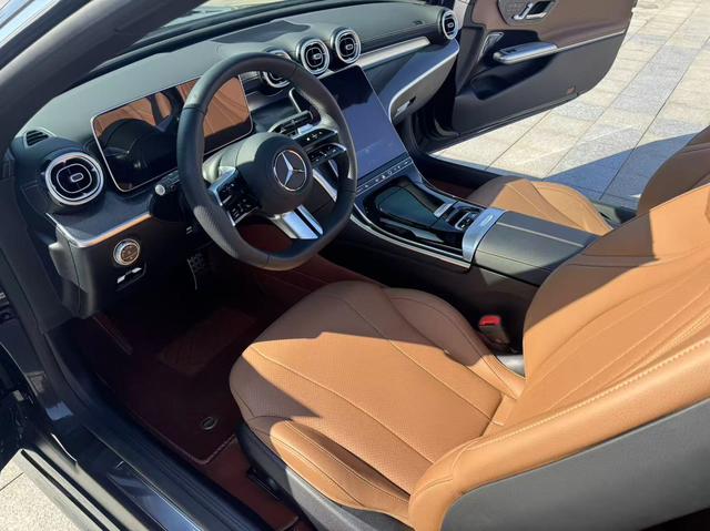 Mercedes-Benz CLE Class 2025 immagine di auto #12