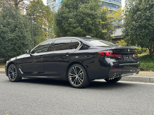 BMW M8 2021 #12 BMW M8 2021 car image #12