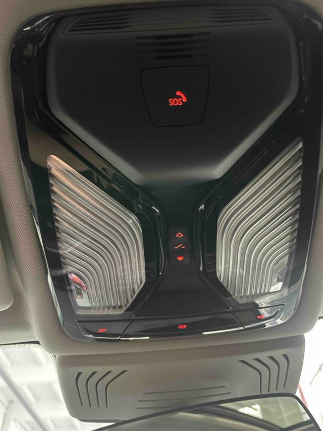 BMW M235L 2021 car image #12