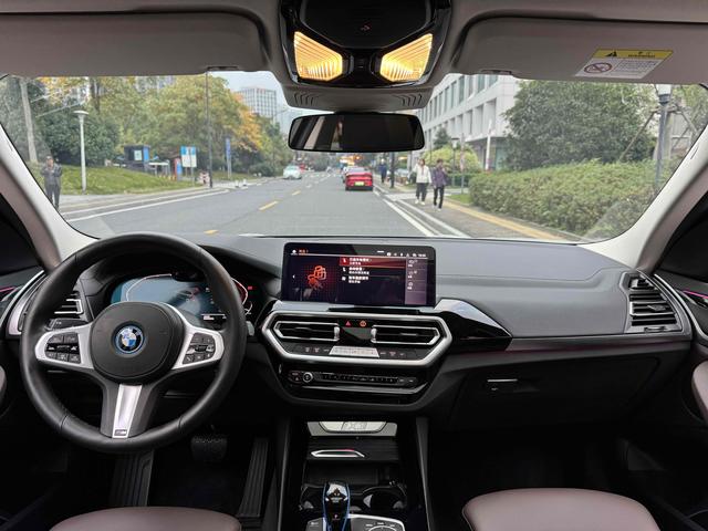 BMW M235L 2021 car image #12