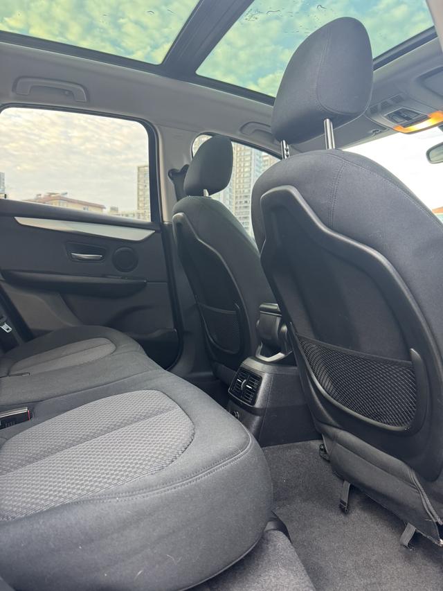 BMW M235L 2017 صورة سيارة #12