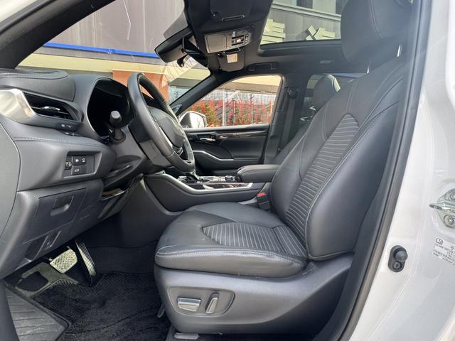 Toyota Crown Kluger 2023 car image #12