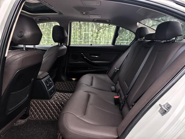 BMW iX M60 2019 immagine di auto #12