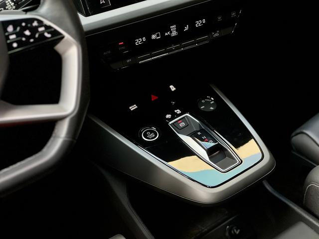 Audi Q5 e-tron 2024 imagem de carro #12