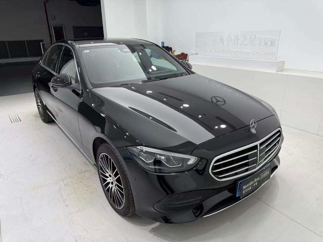 Mercedes-Benz R Class 2023 car image #12