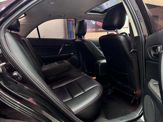 蔚来 蔚来EC7 2015 汽车图片 #12