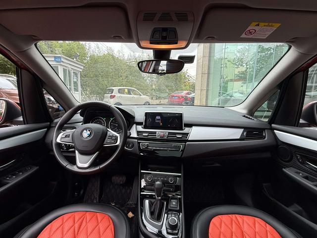 BMW 2 Series Tourer 2017 صورة سيارة #12