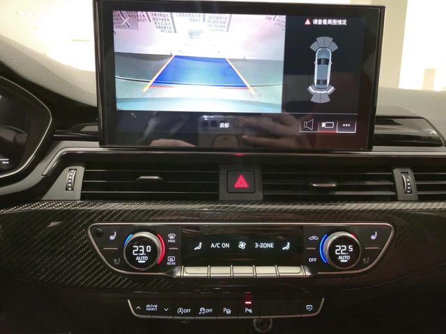 Audi S4 2023 صورة سيارة #12