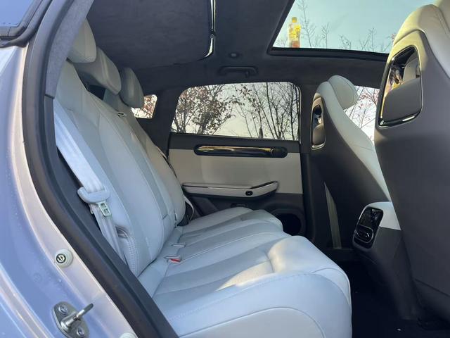 零跑汽车 零跑C01 2023 汽车图片 #12