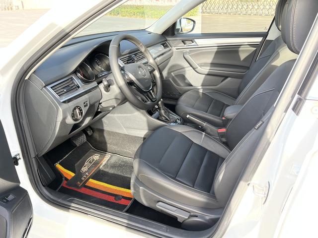 Volkswagen Bora 2017 imagen de coche #12