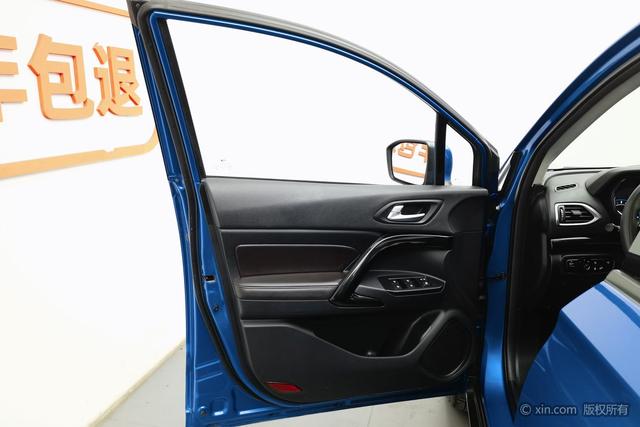 GAC ix4 2018 immagine di auto #12